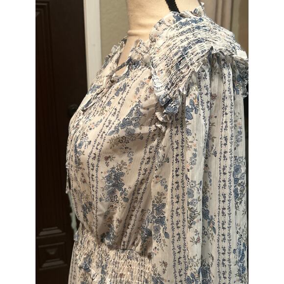 White and Blue Whimsical Floral Prairie Maxi Dress - Picture 4 of 9